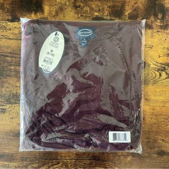 NWT Scoop Short Sleeve Burgundy Women's Skater Mini Dress - Picture 3 of 3